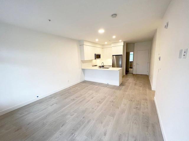 205 - 808 GAUTHIER AVENUE