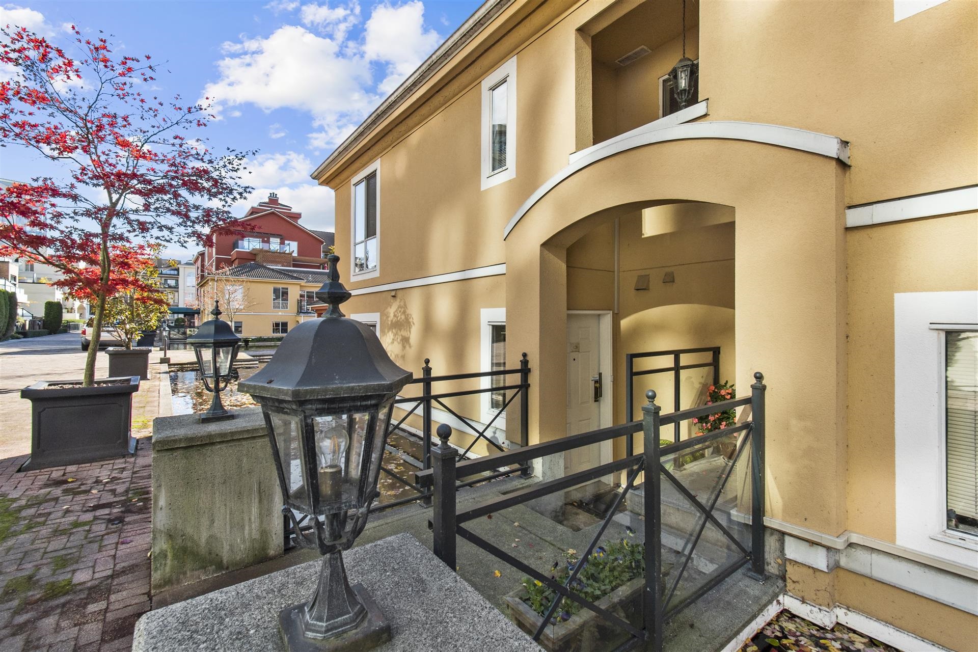 128 3 RIALTO COURT, New Westminster Sold, R2741359 Condos.ca