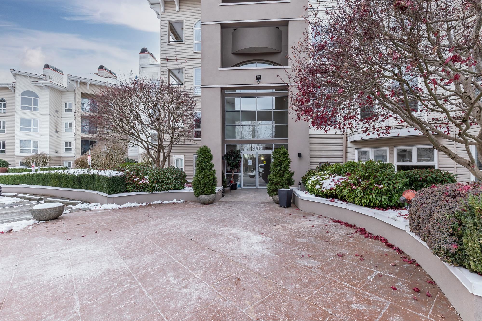 203 3172 GLADWIN ROAD, Abbotsford Sold, R2741904 Condos.ca