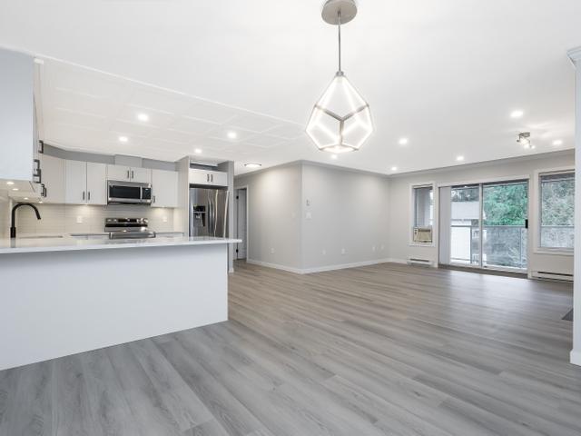 310 - 33110 GEORGE FERGUSON WAY