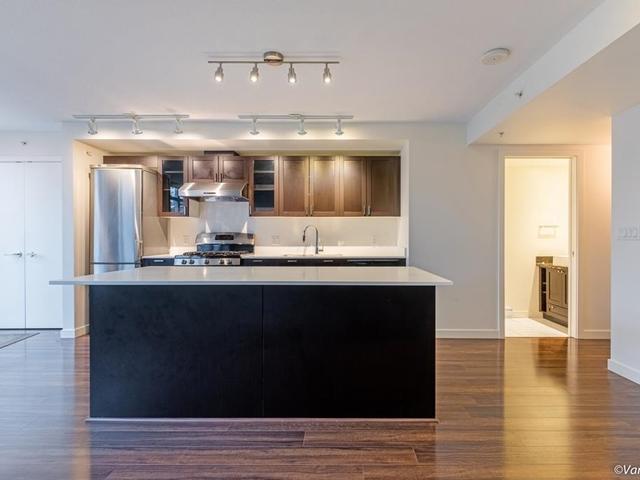 4868 NANAIMO STREET