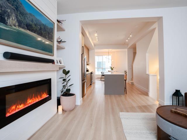 71 - 4638 ORCA WAY