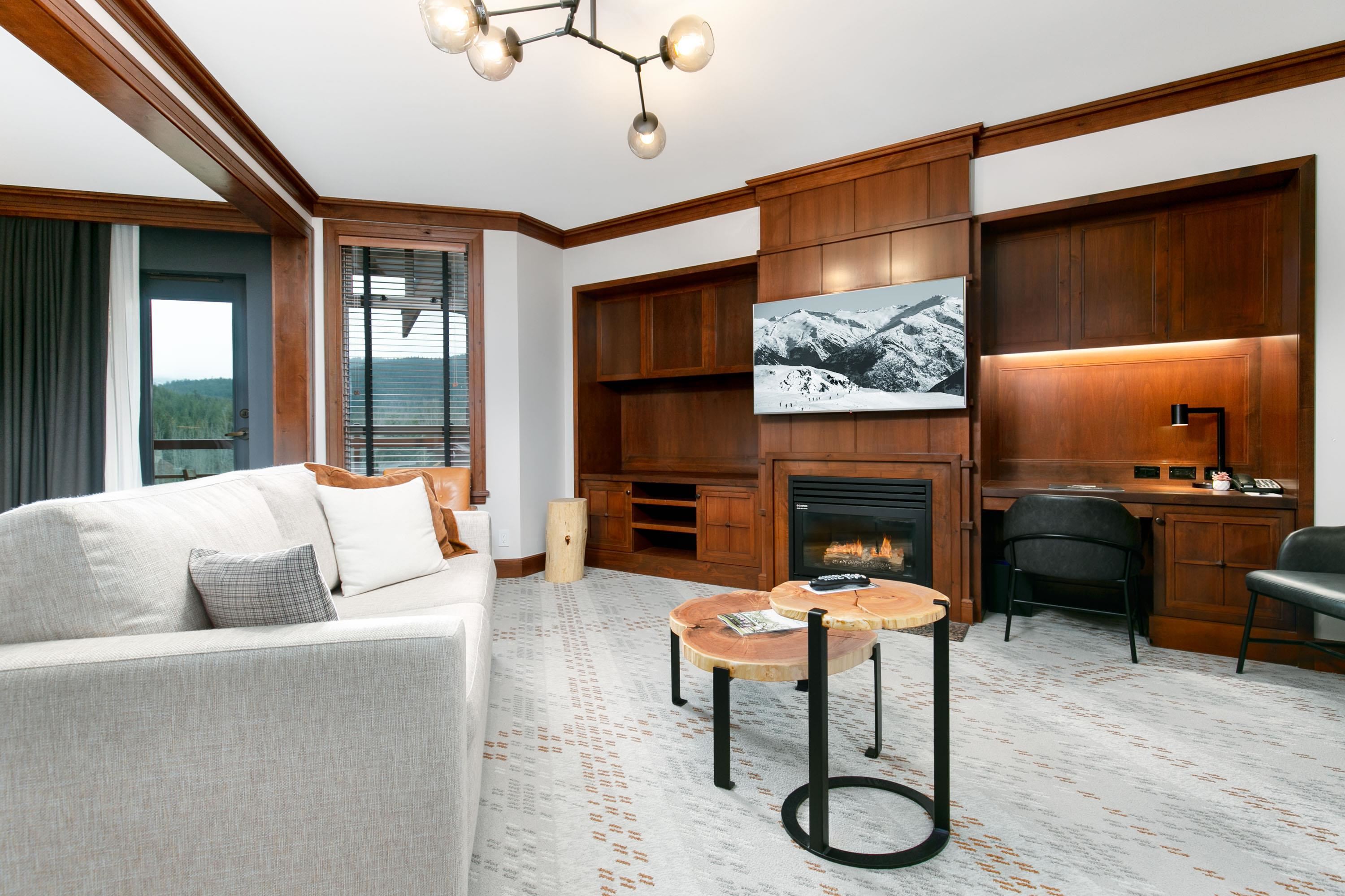 807 4591 WAY, Whistler Sold, R2753342 Condos.ca