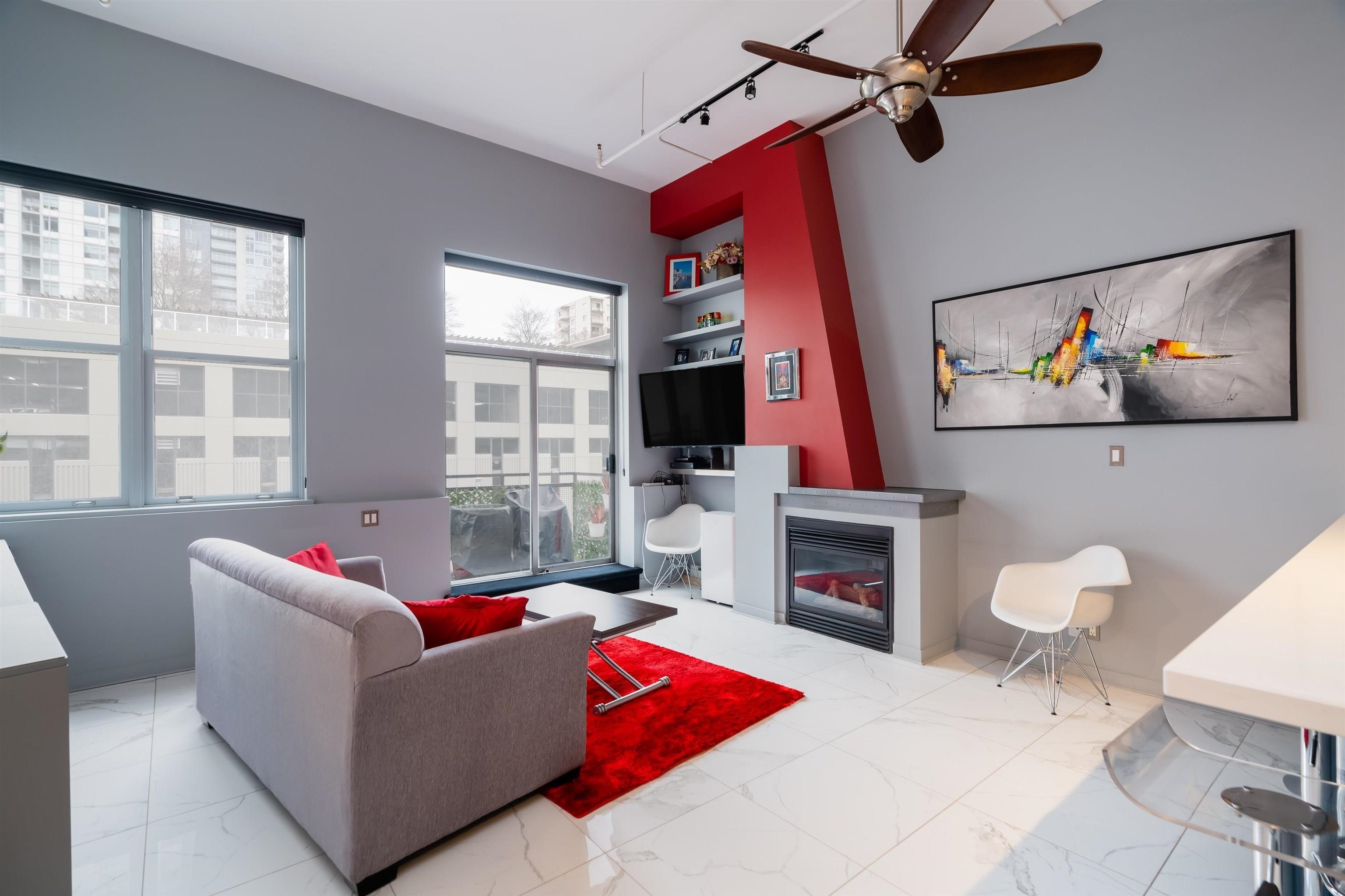 416 549 COLUMBIA STREET, New Westminster Sold, R2755783 Condos.ca