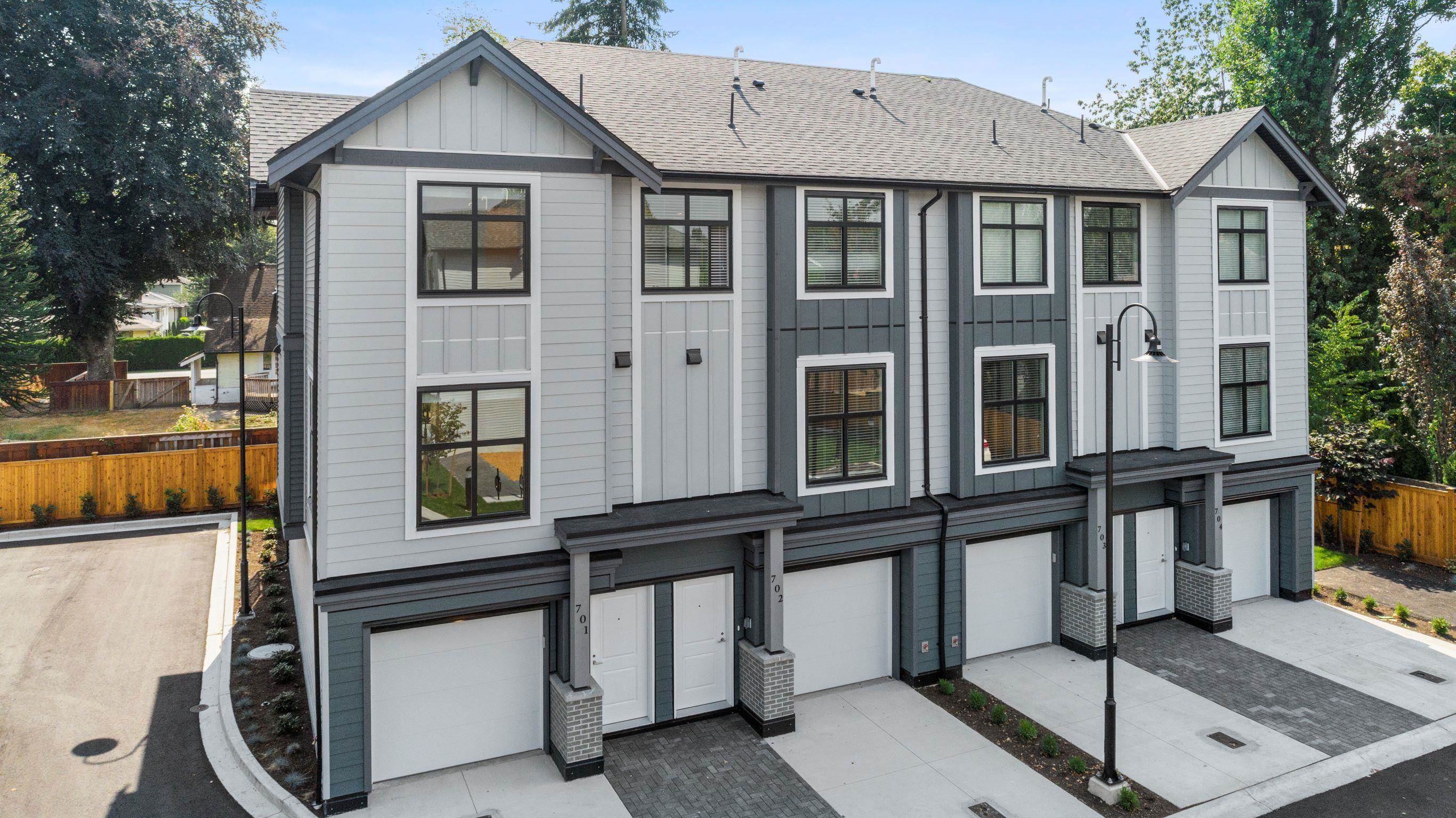 702 2267 MCKENZIE ROAD, Abbotsford Sold, R2757049 Condos.ca