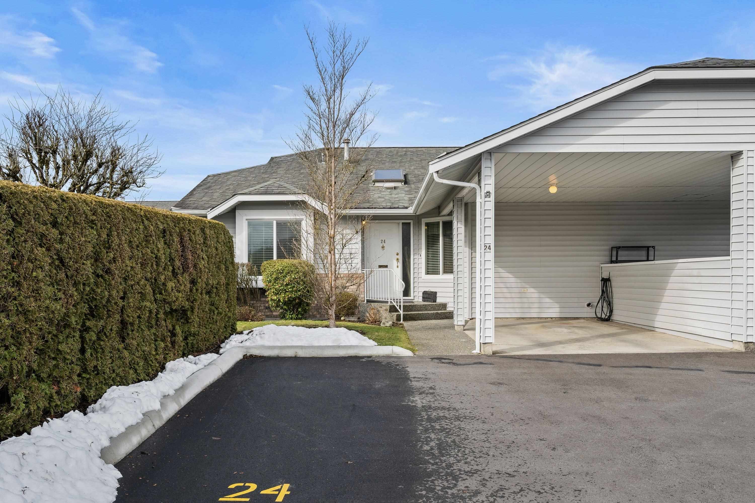 24 2989 TRAFALGAR STREET, Abbotsford Sold, R2757793 Condos.ca