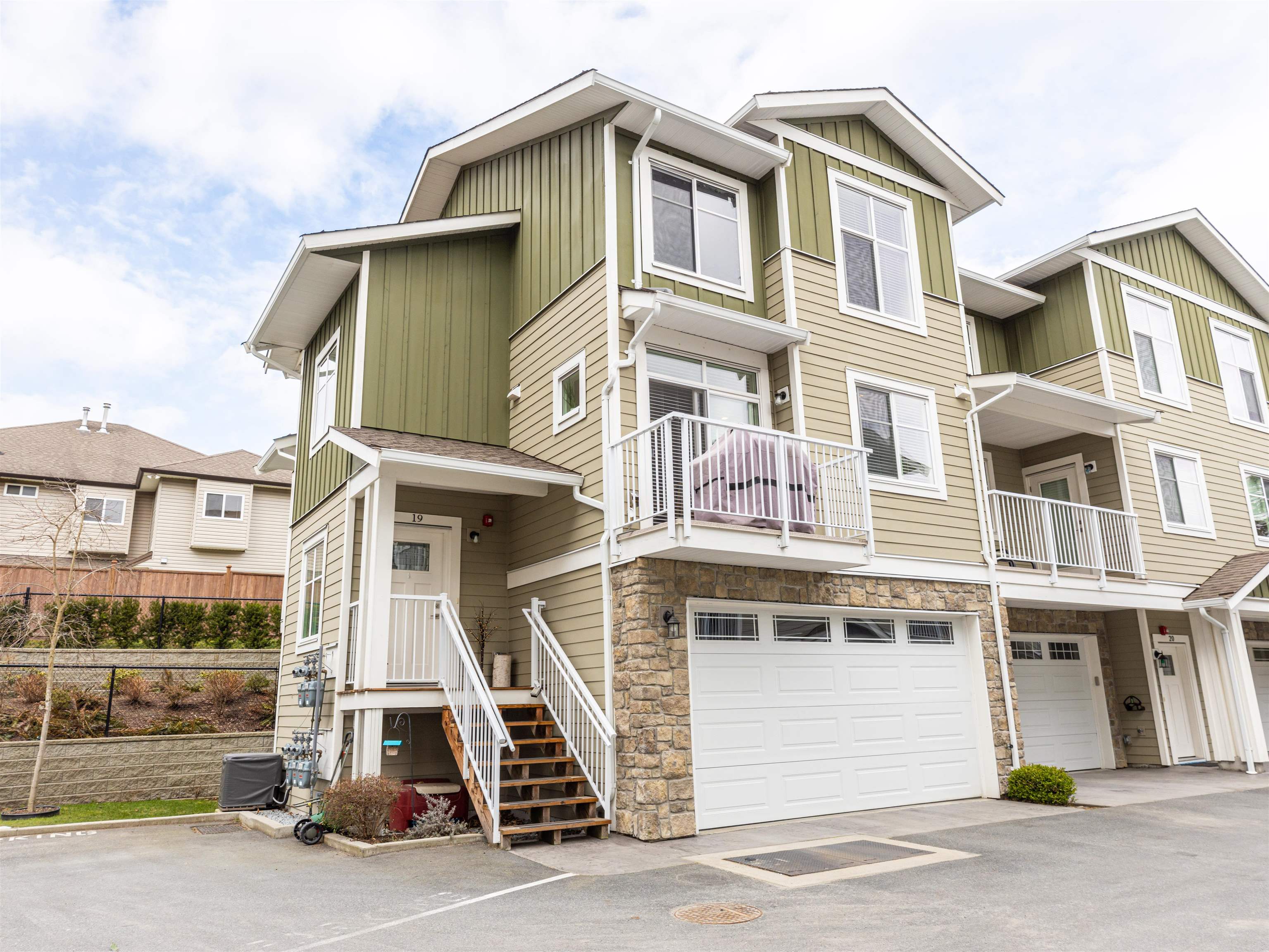 19 - 32921 14 AVENUE, Mission | Sold, R2758431 | Condos.ca