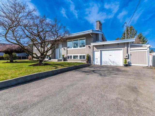 10137 KILLARNEY DRIVE