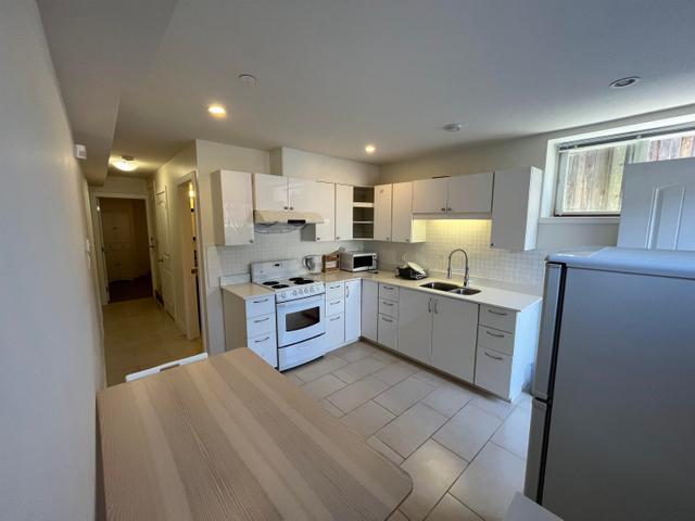 1bed - 25XX E 28 AVENUE