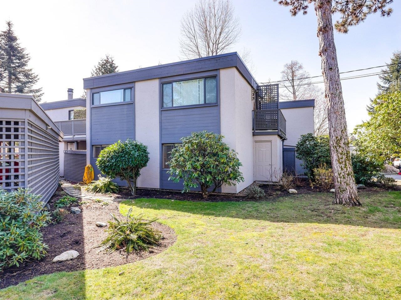 1293 PLATEAU DRIVE, North Vancouver Sold, R2768035 Condos.ca