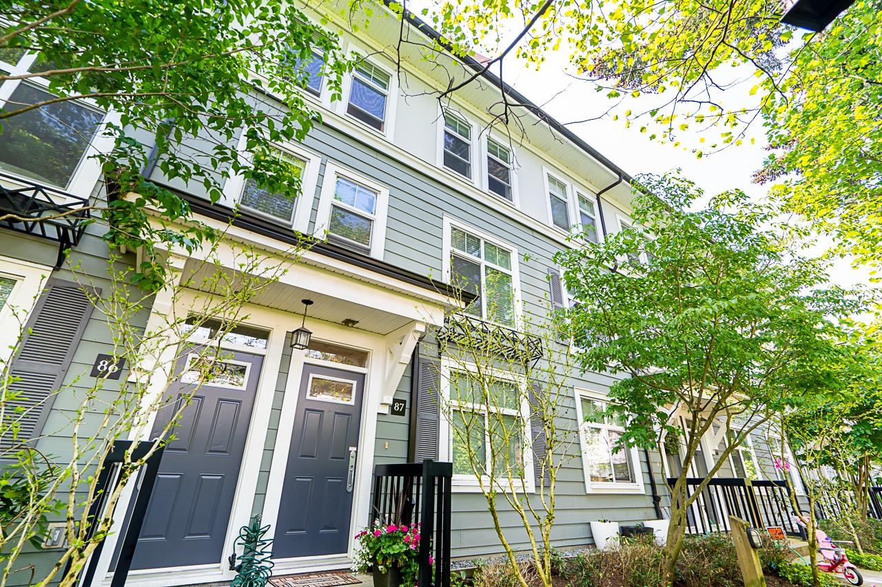 87 15833 26 AVENUE, Surrey Sold,