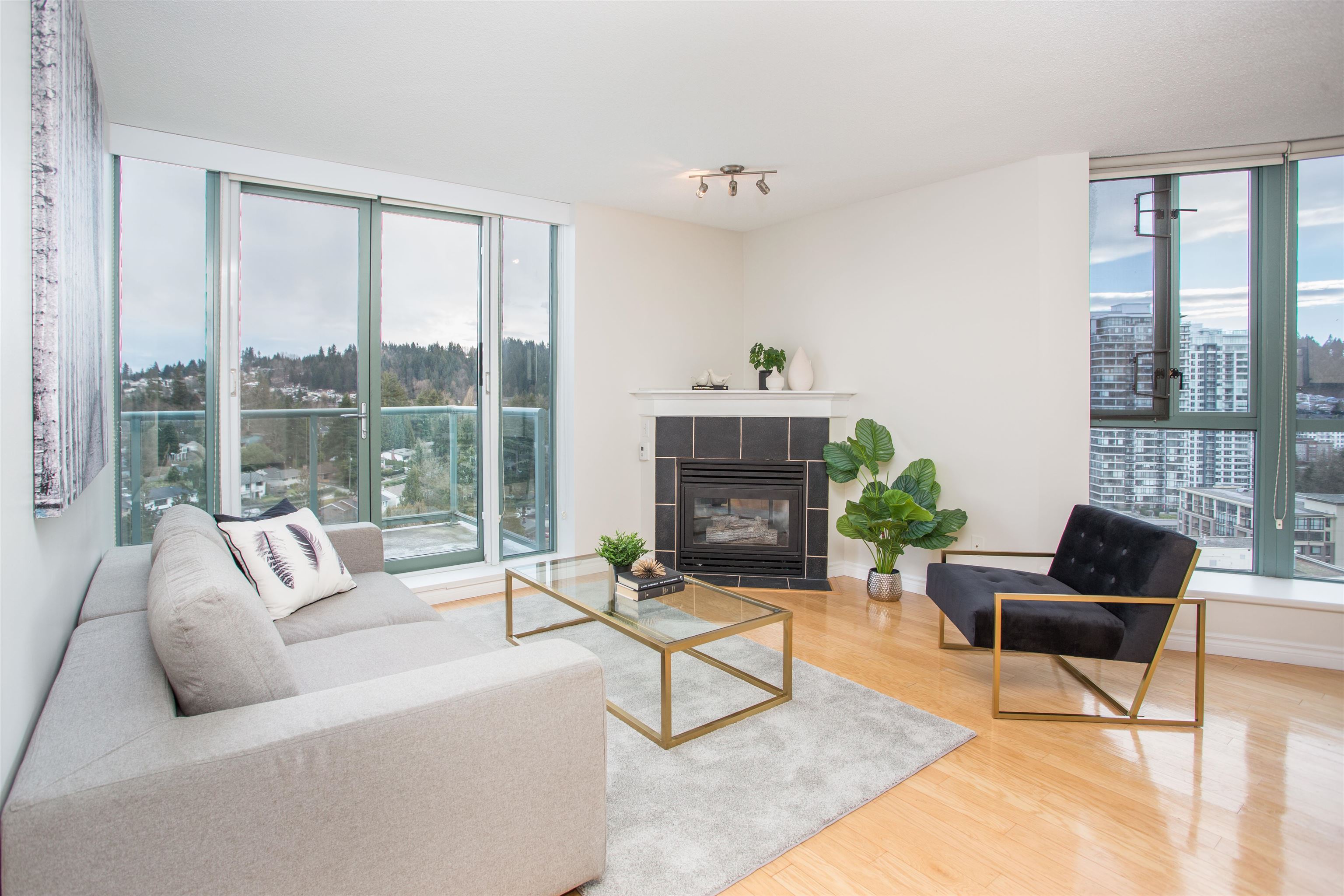 2002 200 NEWPORT DRIVE, Port Moody Sold, R2780710 Condos.ca