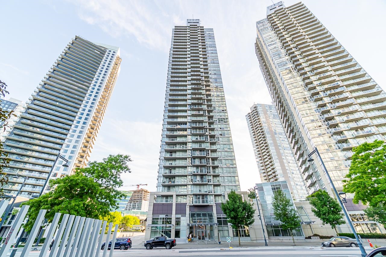 2505 9981 WHALLEY BOULEVARD, Surrey For Sale 499,000 Condos.ca