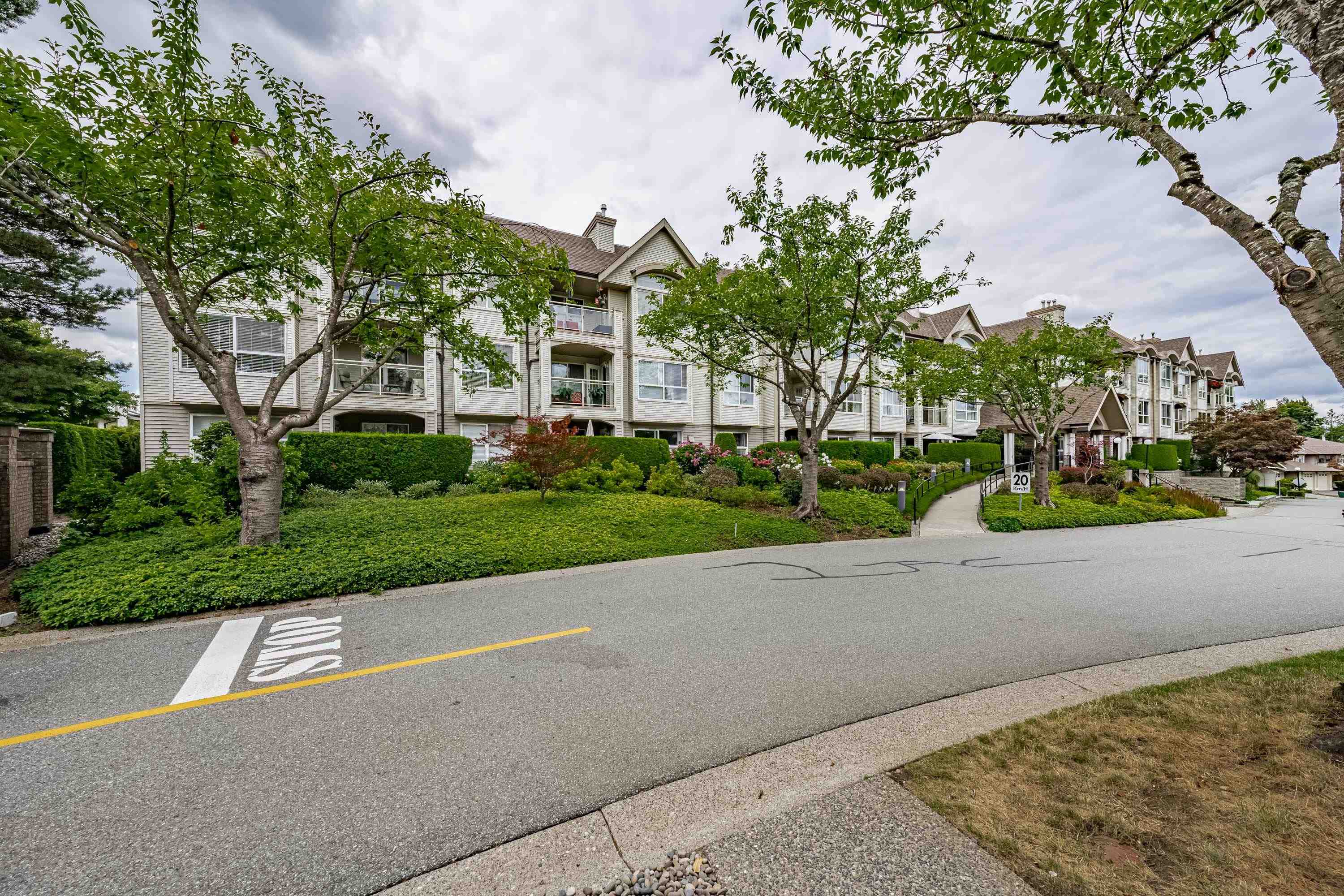 307 20381 96 AVENUE, Langley Sold, R2801754 Condos.ca