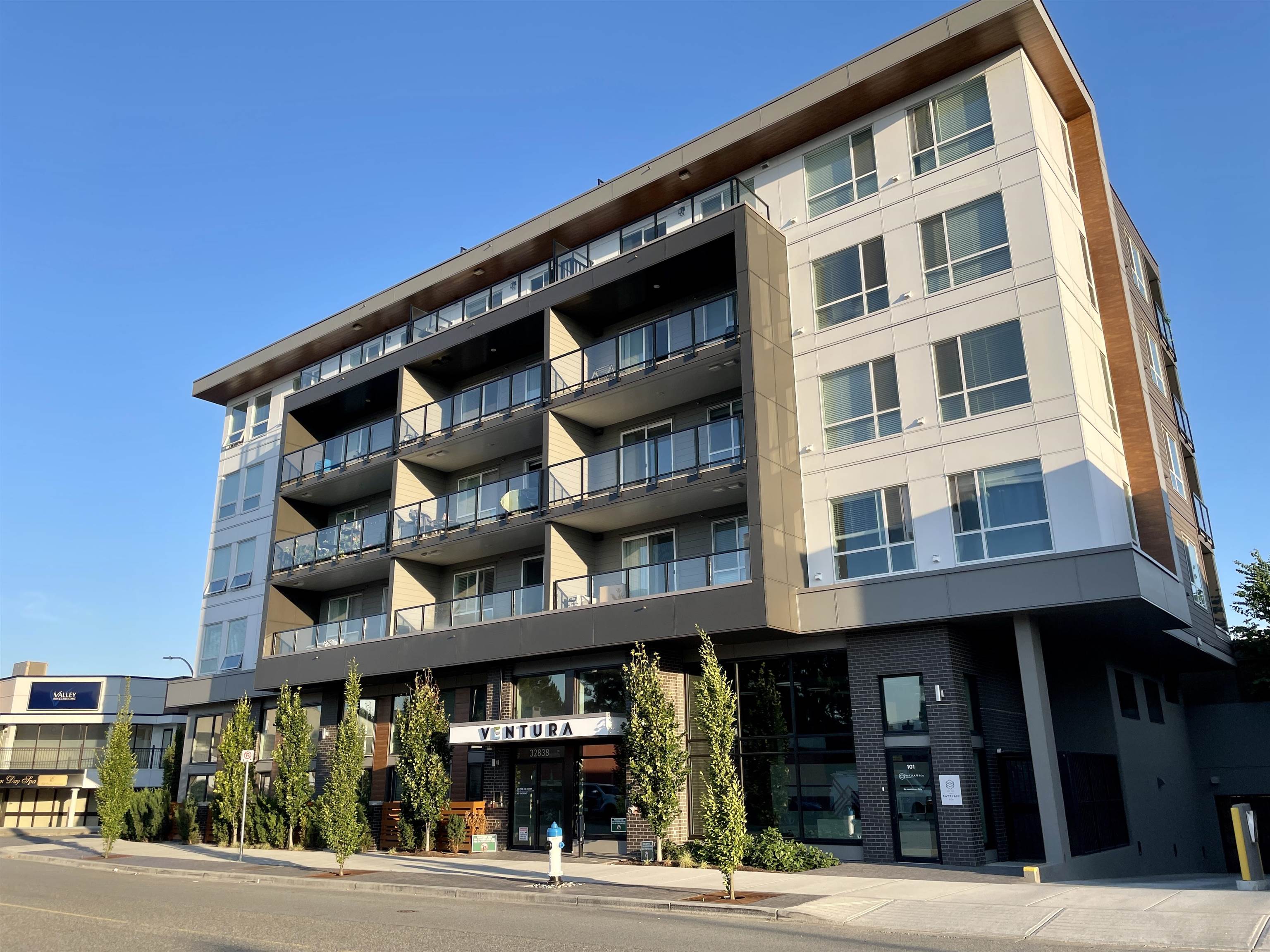 302 32838 VENTURA AVENUE, Abbotsford Sold, R2803876 Condos.ca