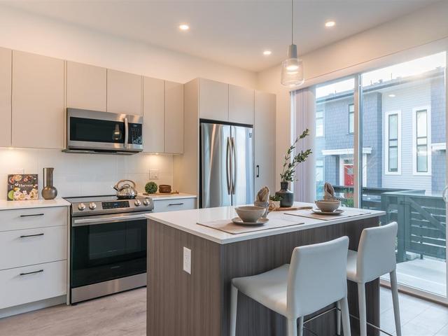 37 - 15255 SITKA DRIVE