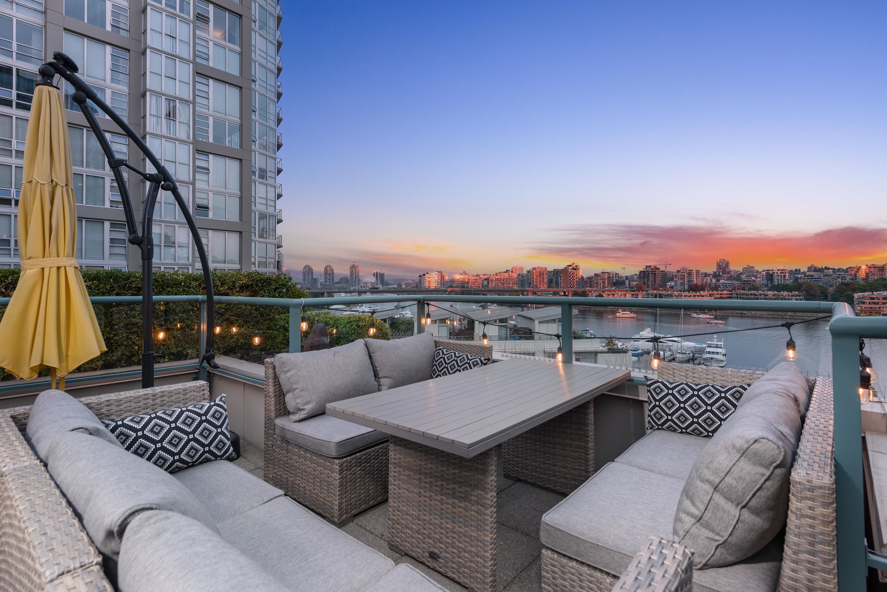 711 - 1288 MARINASIDE CRESCENT, Vancouver | Terminated, R2819270 ...