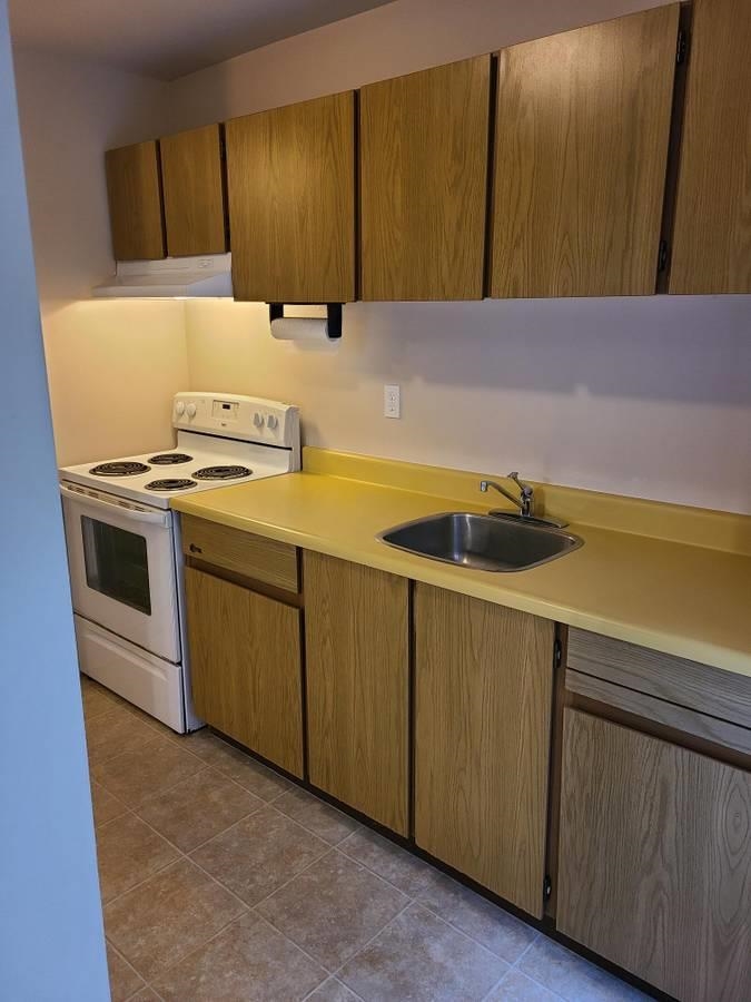 303 9125 CAPELLA DRIVE, Burnaby Leased, R2821160 Condos.ca