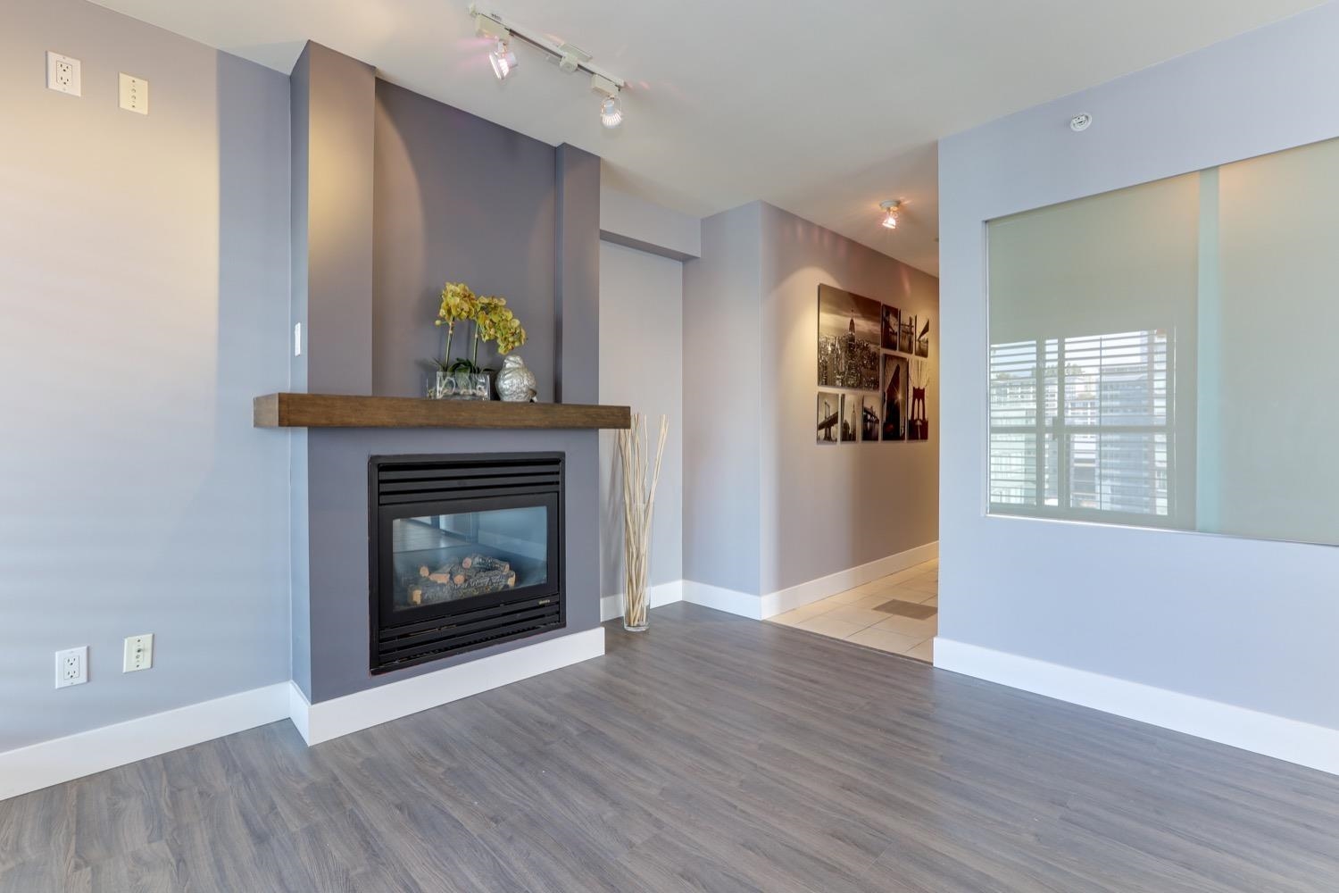 2002 989 RICHARDS STREET, Vancouver For Sale 699,000 Condos.ca