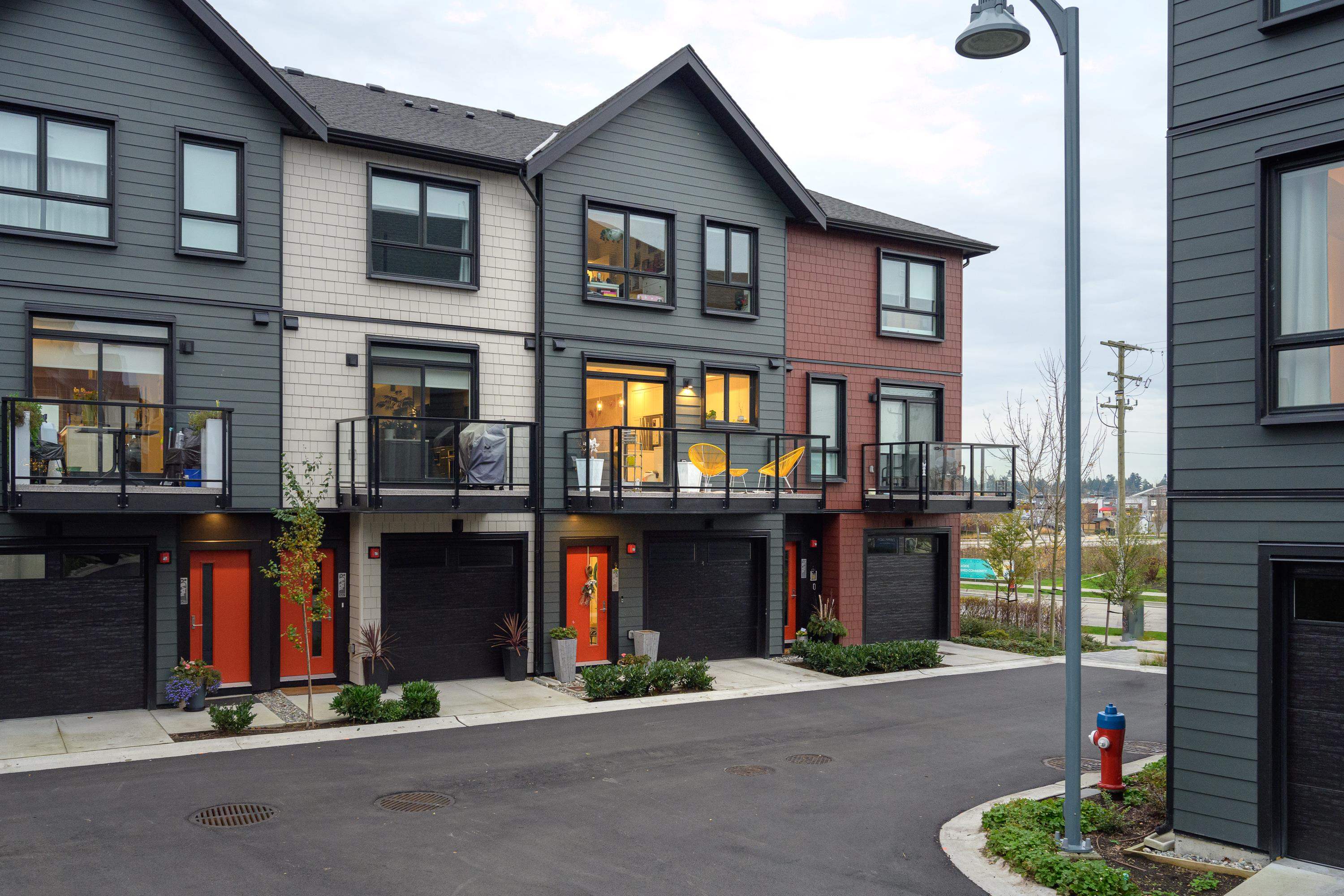 128 4738 HEMLOCK WAY, Tsawwassen For Sale 868,000 Condos.ca