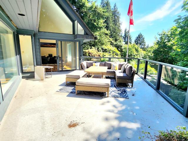 2122 SW MARINE DRIVE