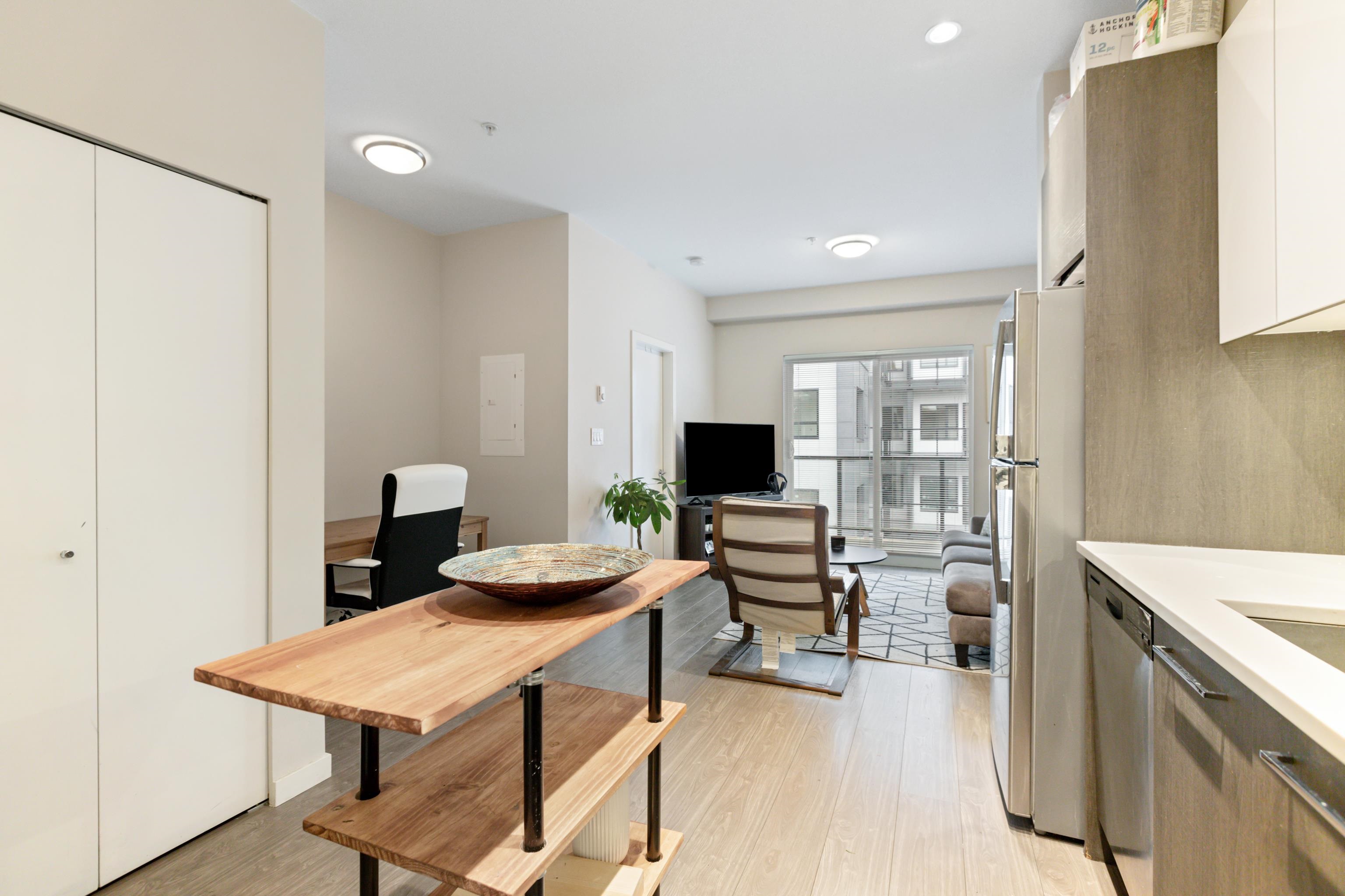 525 13768 108 AVENUE, Surrey Terminated, R2836592 Condos.ca