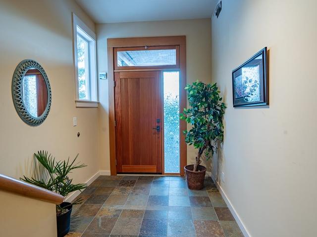 5394 WAKEFIELD BEACH LANE