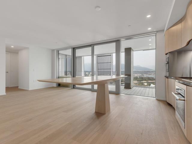 3302 - 1568 ALBERNI STREET