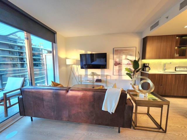 14oo - 89 NELSON STREET