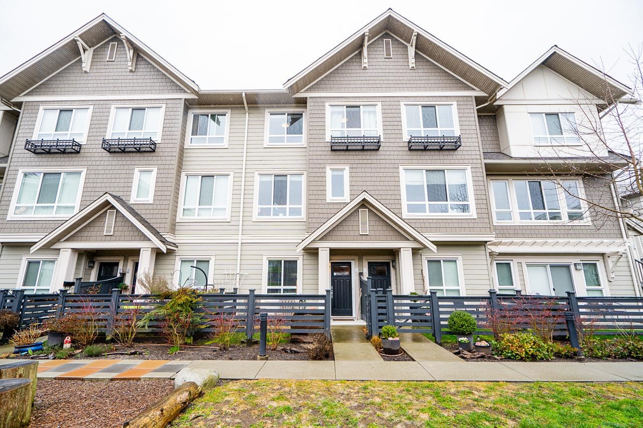 554 4688 HAWK LANE, Tsawwassen For Sale 779,000 Condos.ca