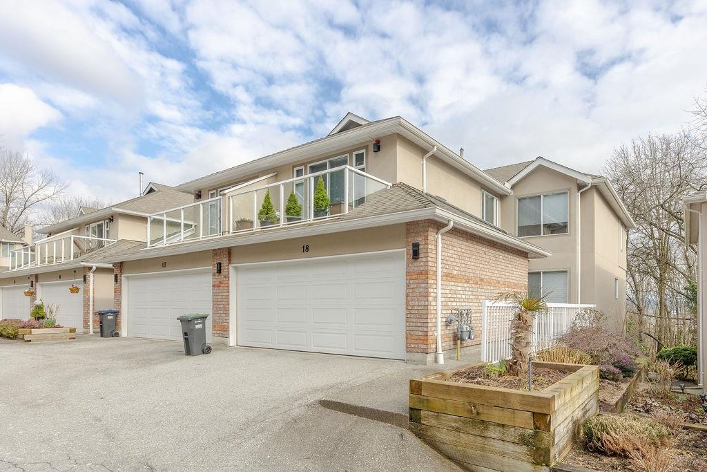 18 72 JAMIESON COURT, New Westminster Sold, R2856355 Condos.ca