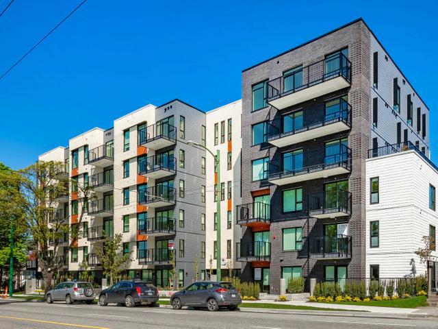 210 - 2235 E BROADWAY STREET