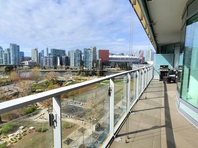 8oo - 181 W 1ST AVENUE