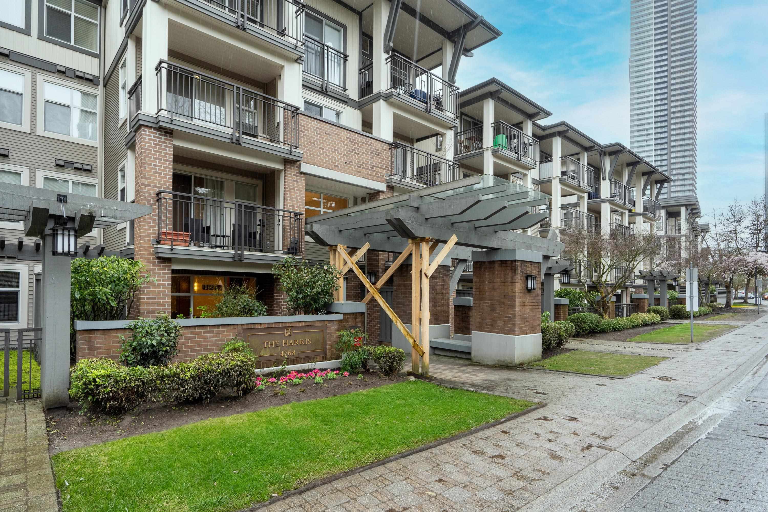 313 4768 BRENTWOOD DRIVE, Burnaby Sold, R2865738 Condos.ca