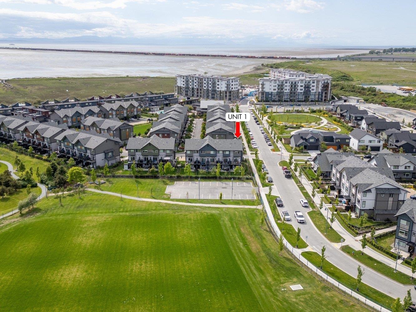 1 4292 WOLF WAY, Tsawwassen For Sale 950,000 Condos.ca