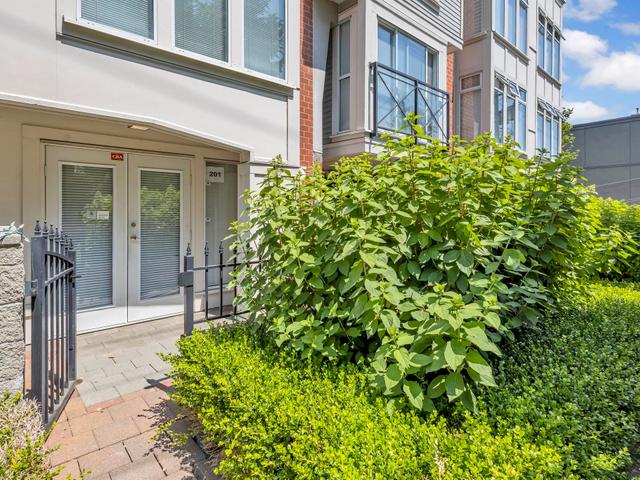 201 - 3637 W 17TH AVENUE