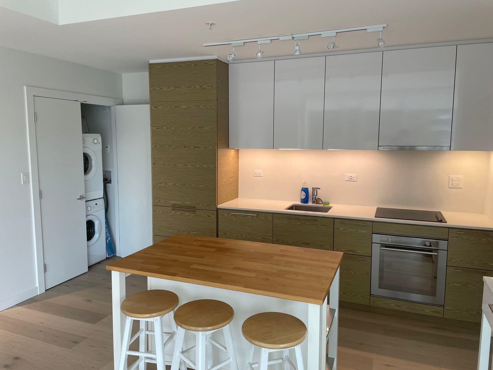 305 13438 CENTRAL AVENUE, For Sale 799,000 Condos.ca