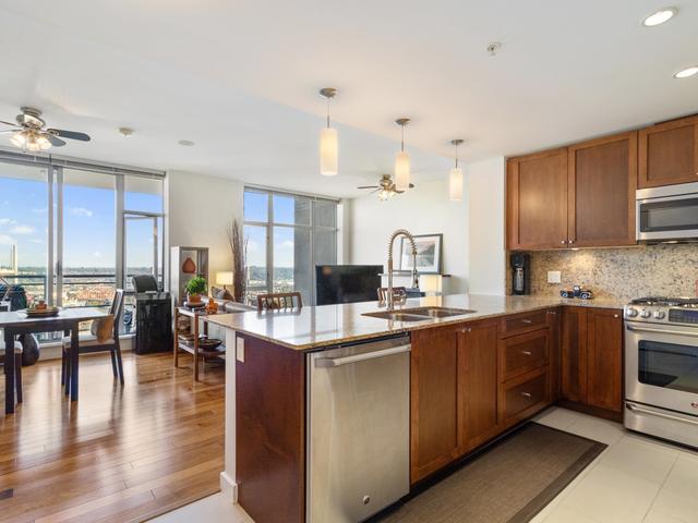 2403 - 280 ROSS DRIVE