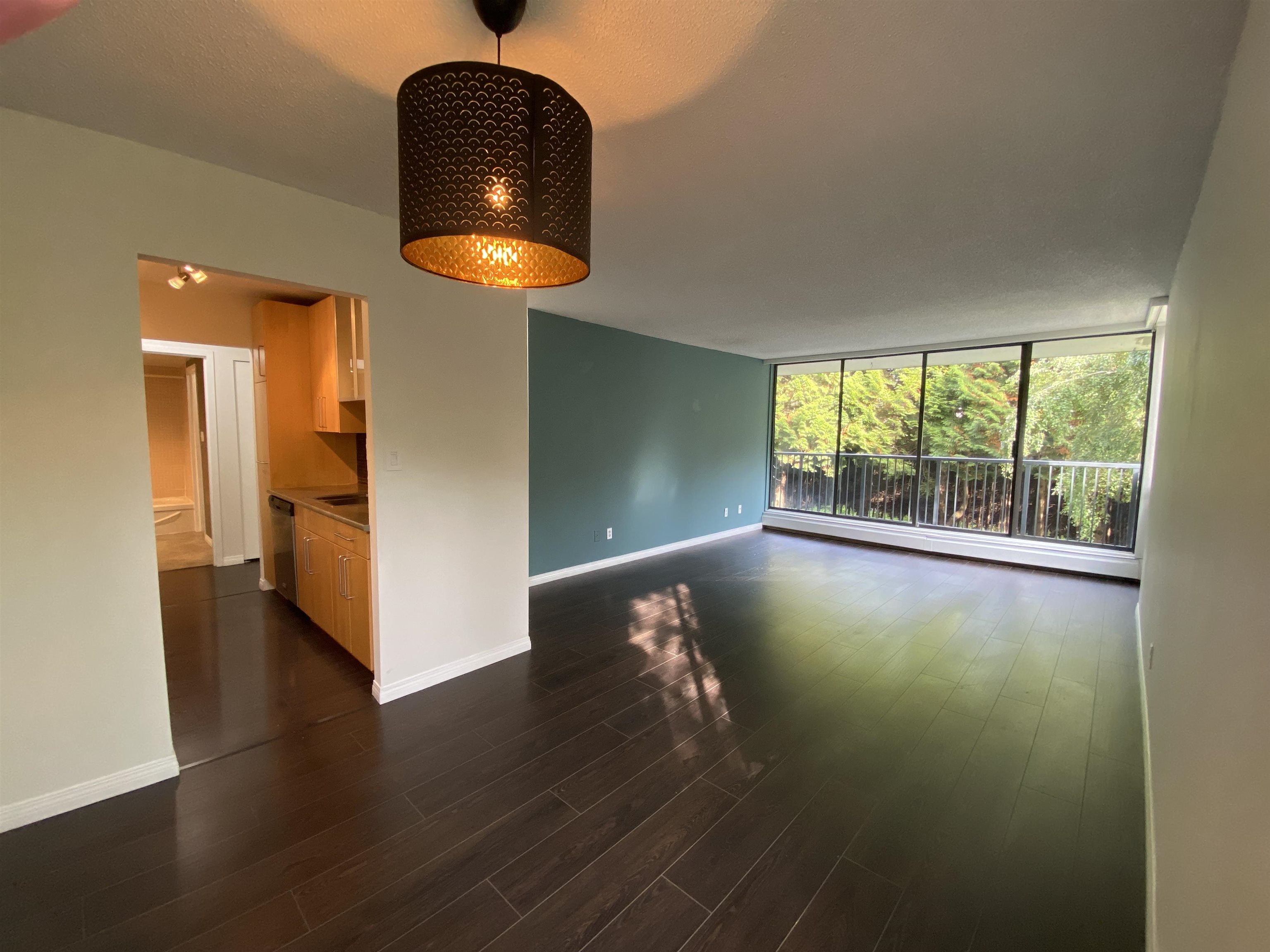 201 9320 PARKSVILLE DRIVE, Richmond For Rent 2,700 Condos.ca