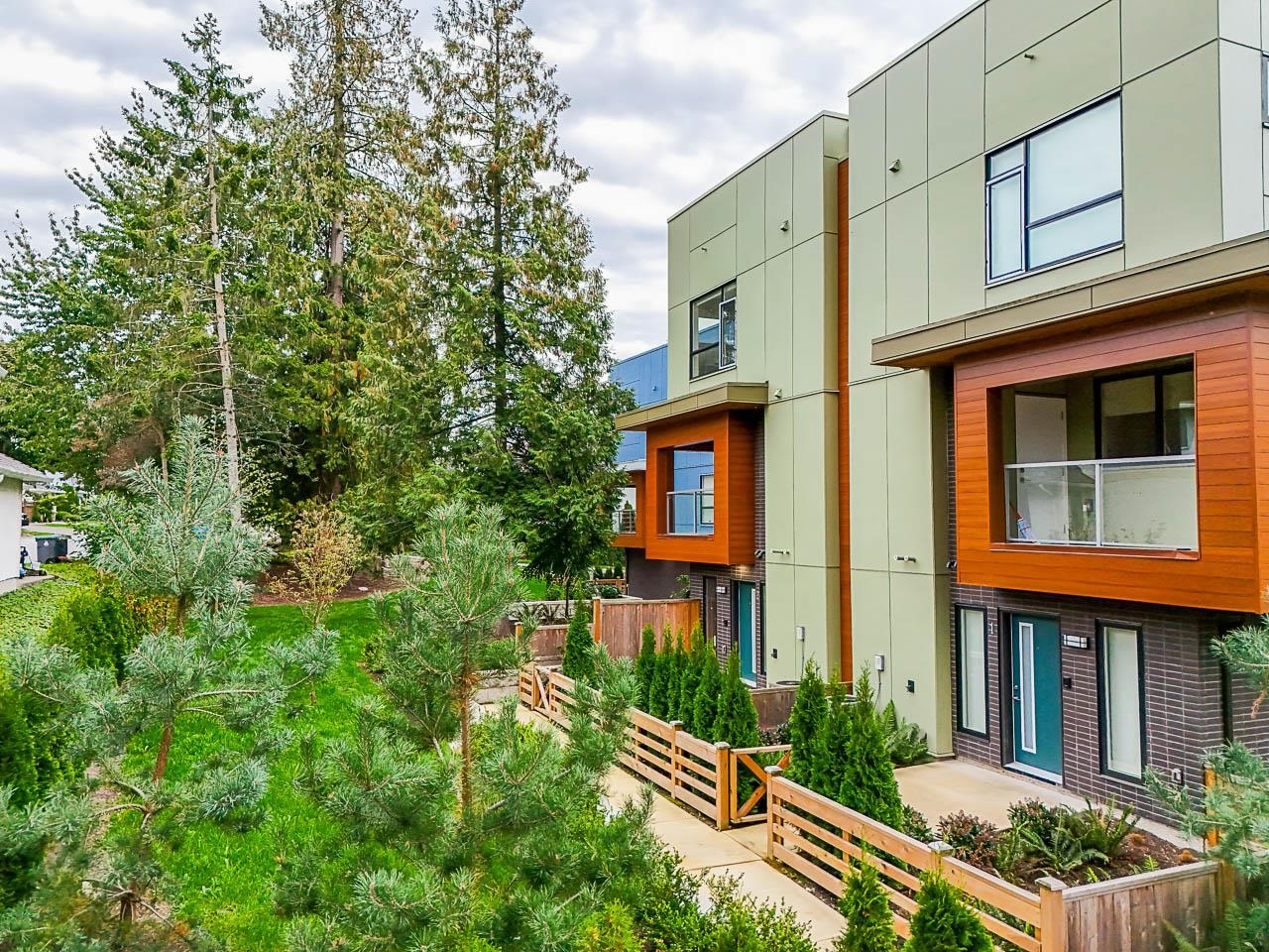 2 5858 132 STREET, Surrey For Sale 999,900 Condos.ca