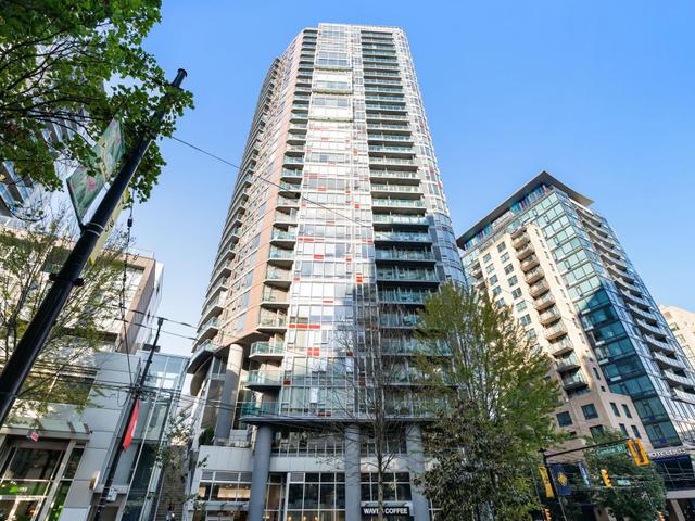 1601 - 233 ROBSON STREET