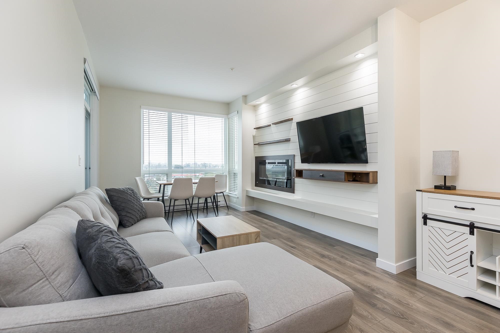 305 2242 ROAD, Abbotsford For Sale 589,900 Condos.ca