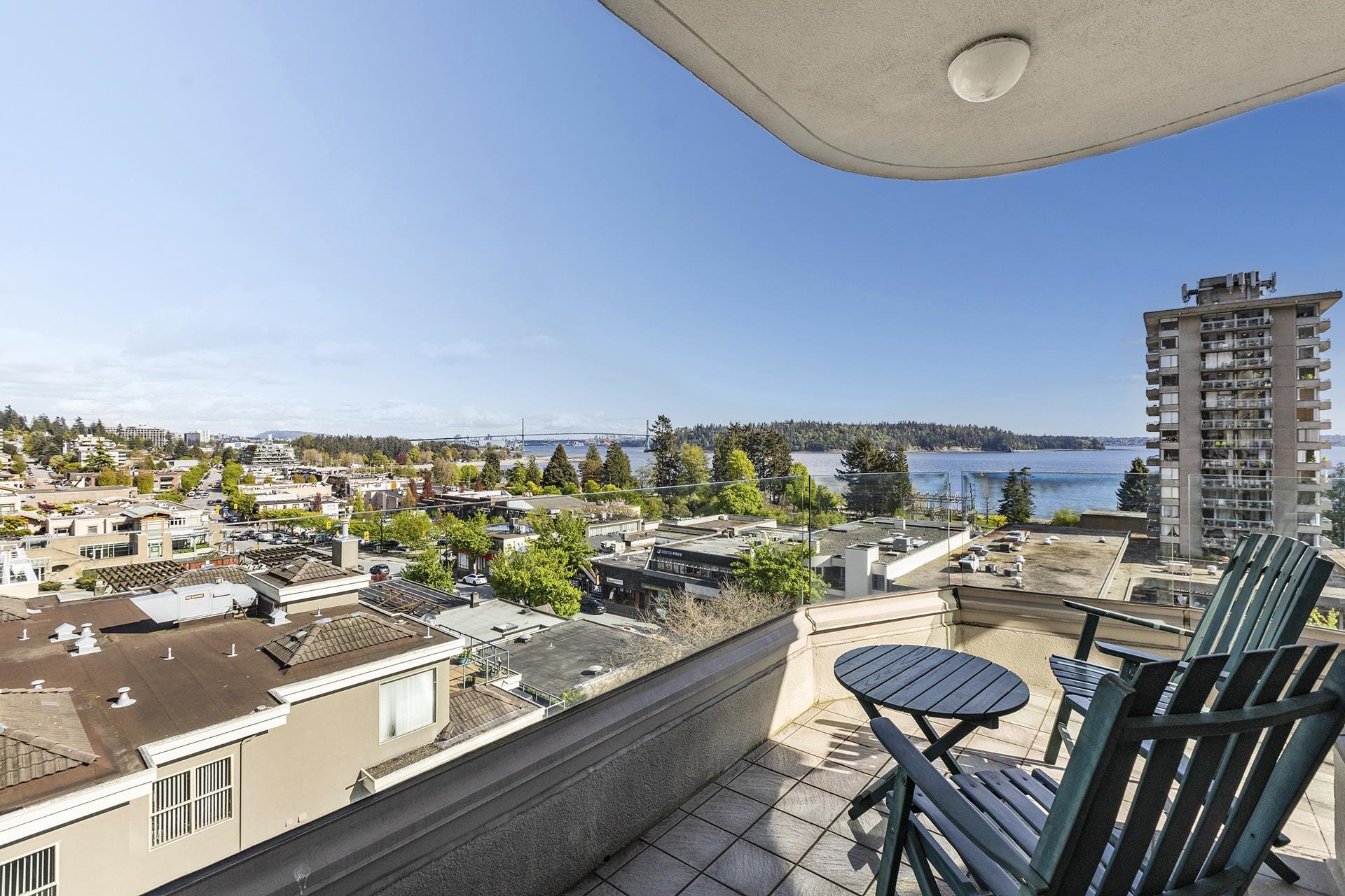 602 570 18TH STREET, West Vancouver For Sale 1,598,000 Condos.ca