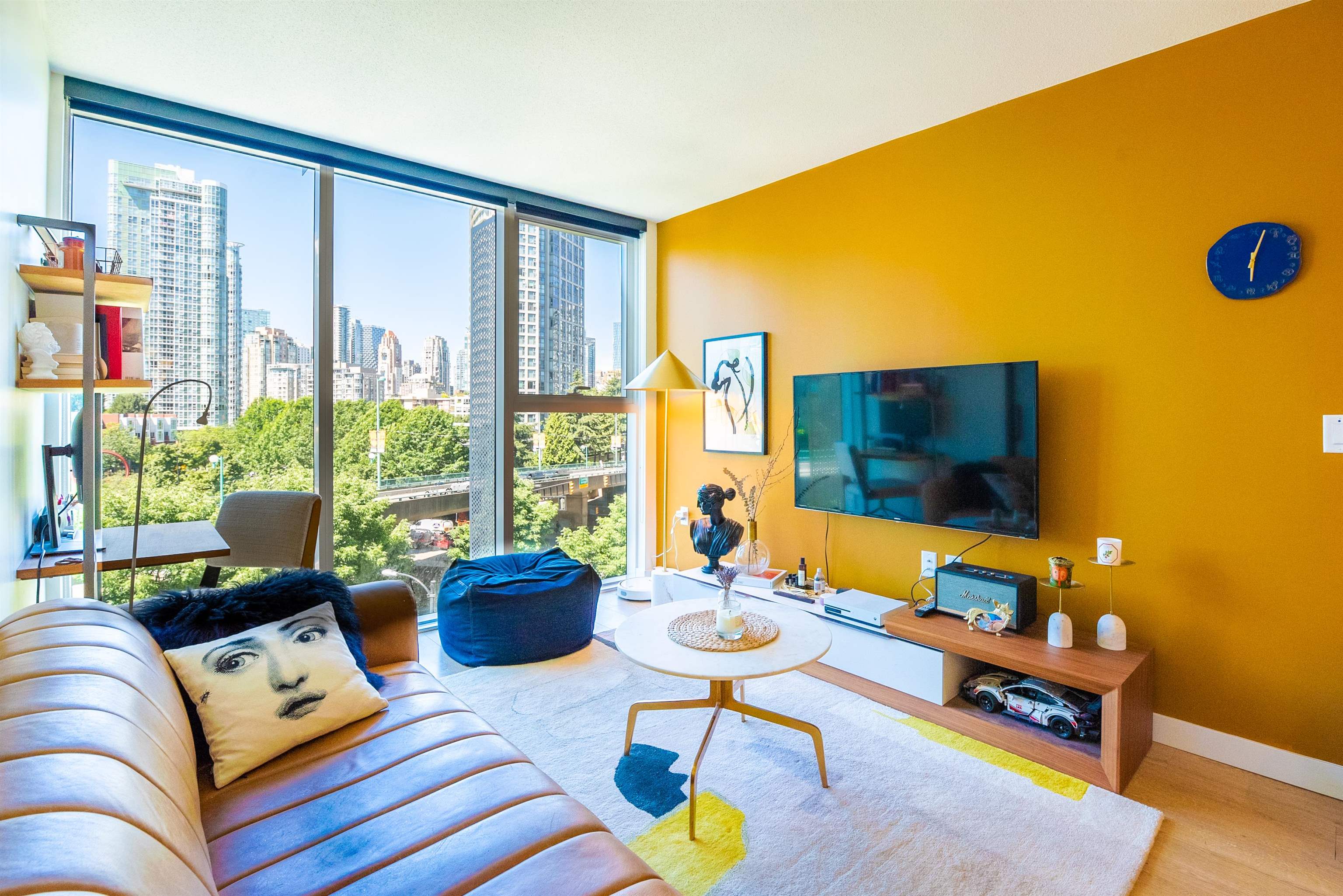 587 87 NELSON STREET, Vancouver For Sale 699,000 Condos.ca