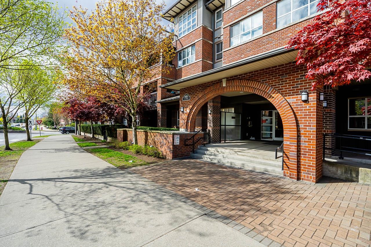 303 6815 188 STREET, Surrey For Sale 574,900 Condos.ca