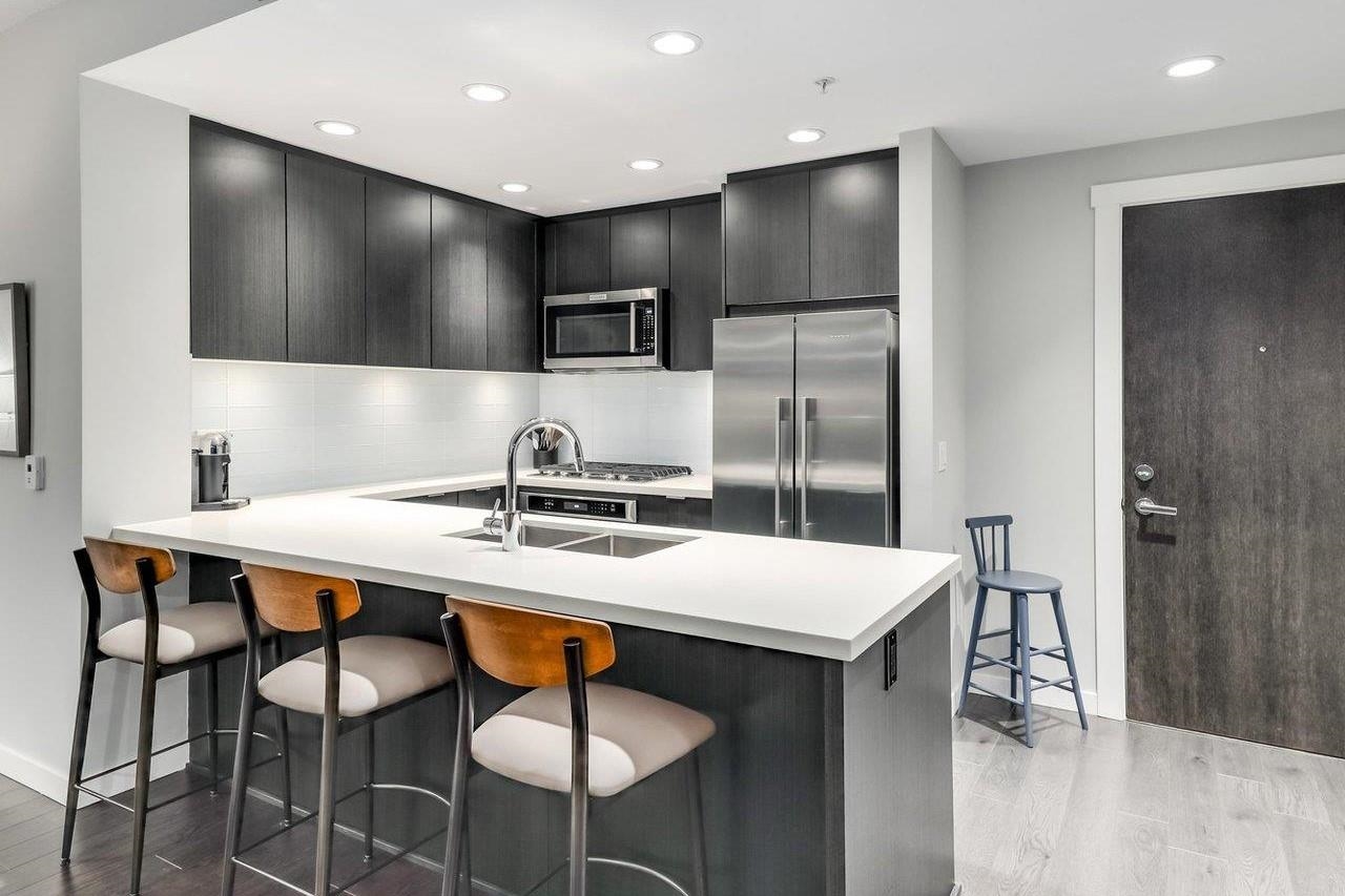 310 - 277 W 1ST STREET STREET 3