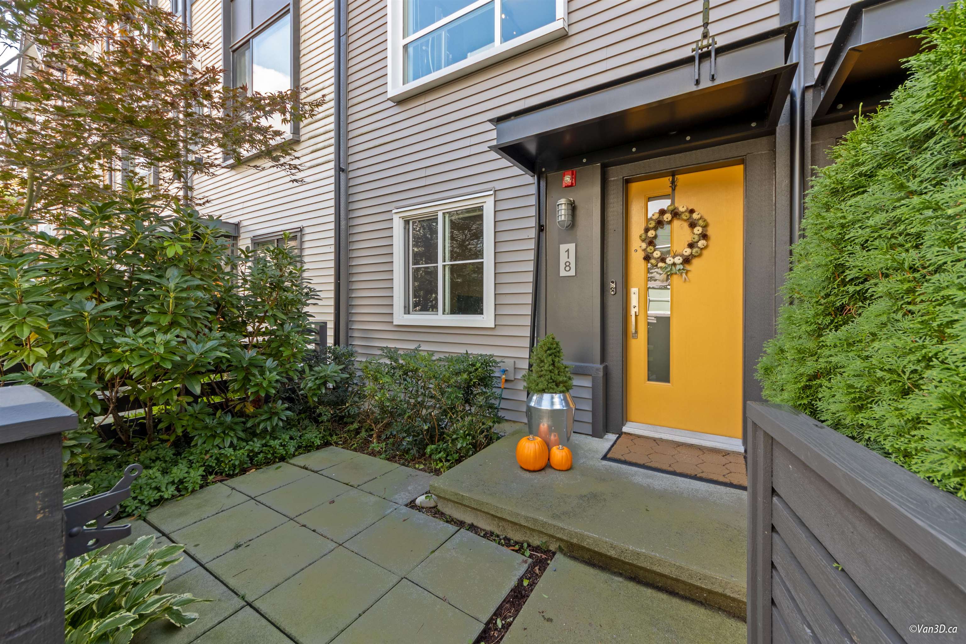 18 2358 RANGER LANE, Port Coquitlam For Sale 999,888 Condos.ca