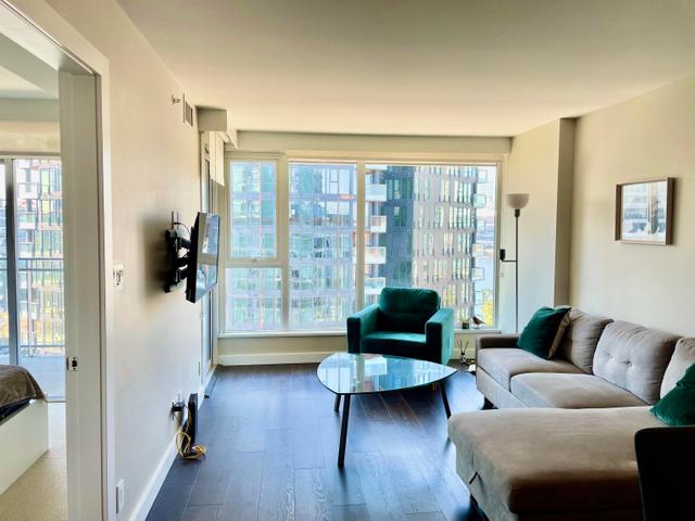 12oo-1618 QUEBEC STREET