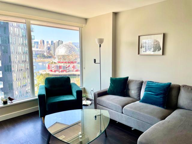 12oo-1618 QUEBEC STREET