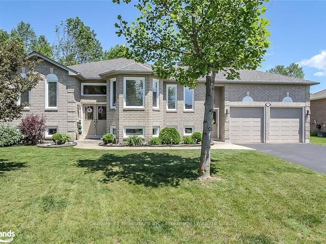 56 FAIRWAY Cres